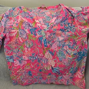 Lilly Pulitzer ruffled shell top sz large